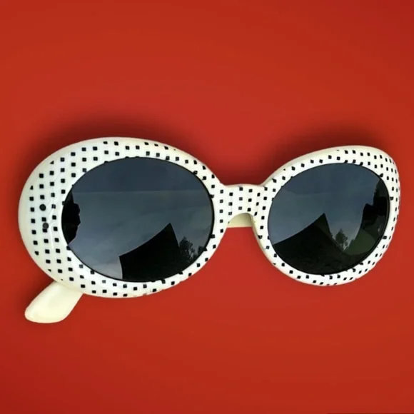Vintage | Accessories | Vintage 95s Retro Sunnies | Poshmark display picture 1